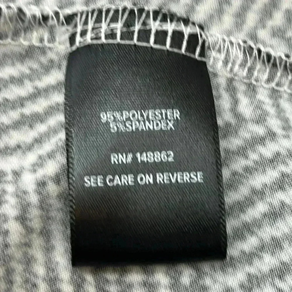 Torrid V-Neck Skater Dress Sz 18/20 Black/White Herringbone Cinch Front/Sleeves - Picture 8 of 10